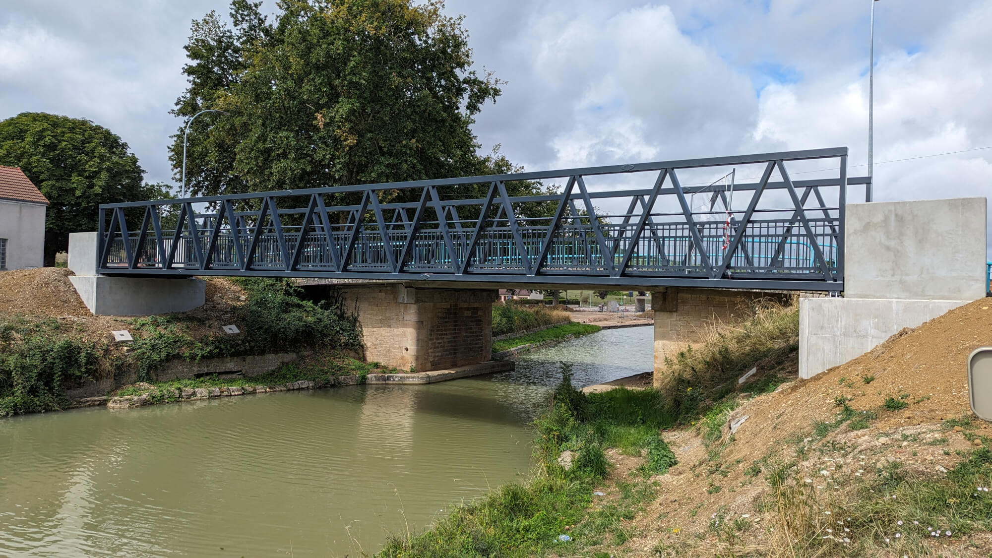 BEA 1406 VENAREY LES LAUMES21 Passerelle sur le Canal 2023 1